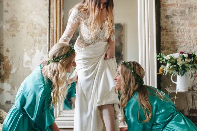 The bride with her bridesmaids