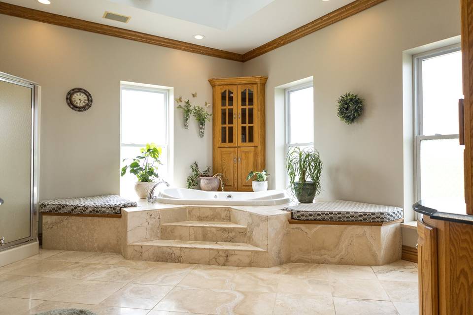 Manor House master bath