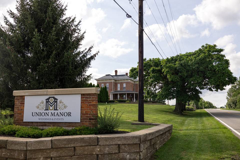 Welcome to Union Manor!