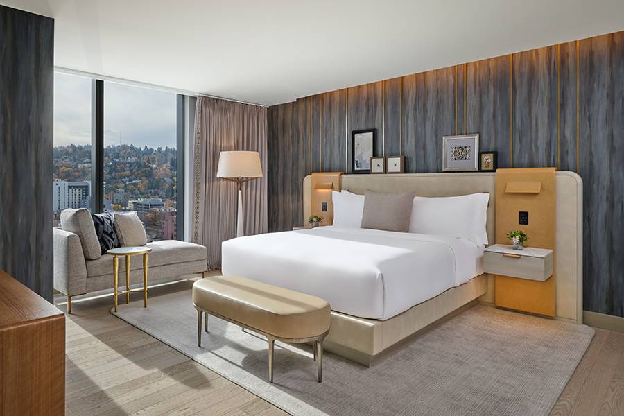 Suite Bedroom