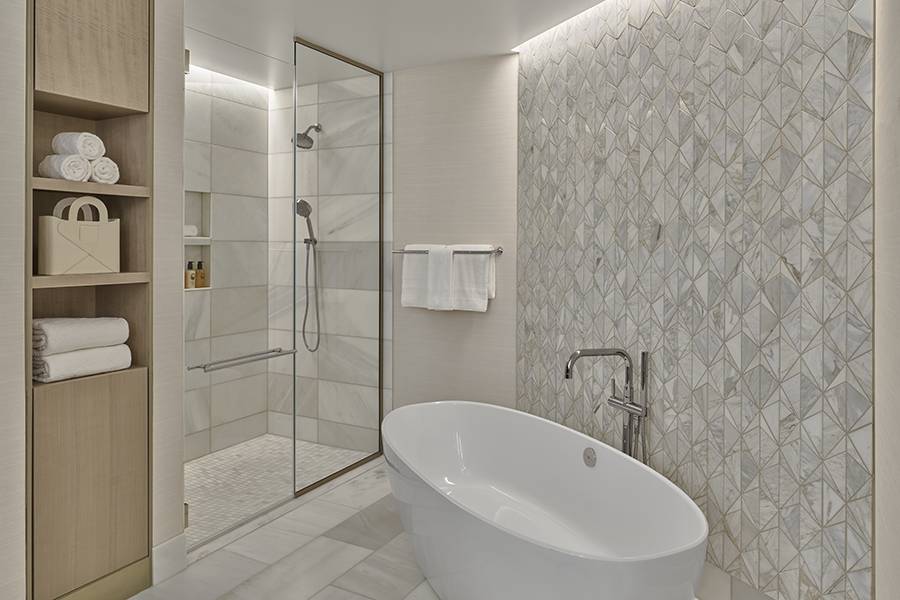 Suite Bathroom