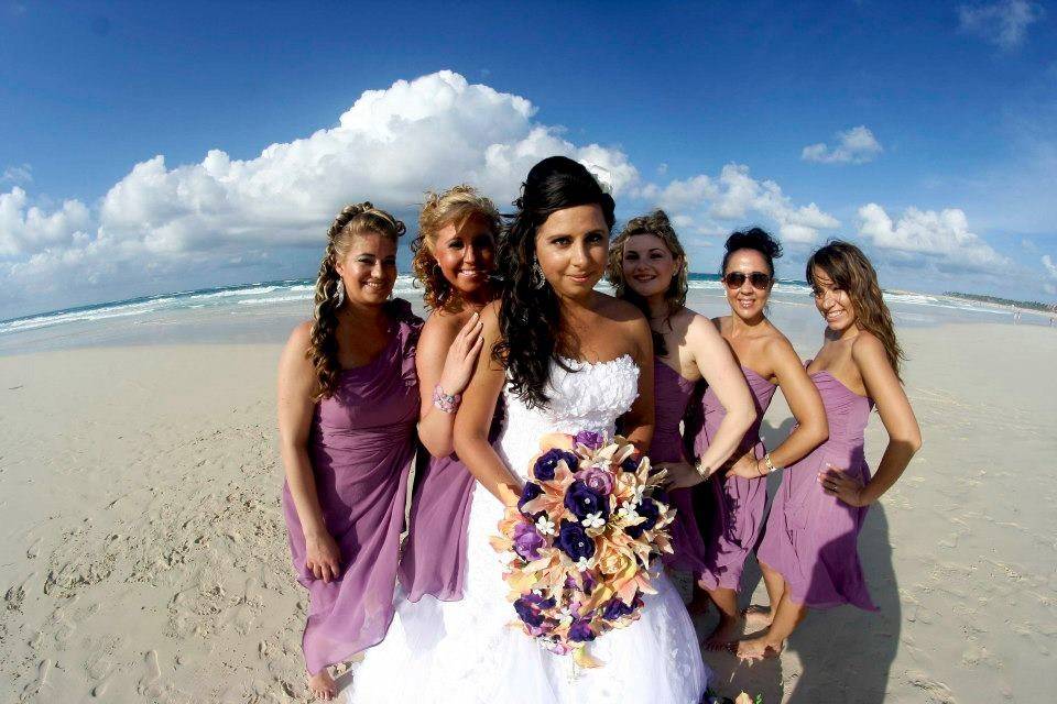 The bride with her bridesmaids