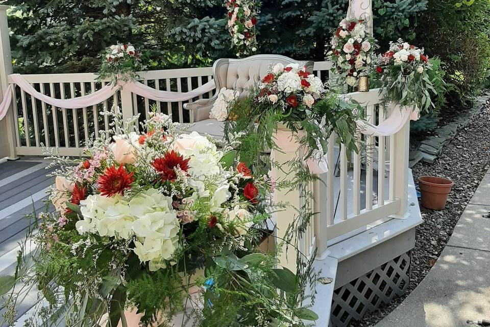 Deck Aisle with Arch
