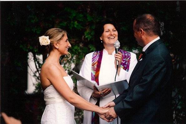 Radiant Vows- Rev. Robin L. Zucker, MDiv. - a professional marriage ministry