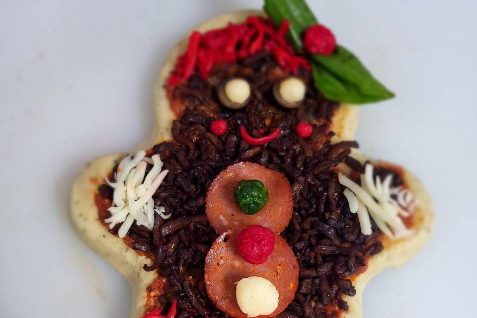 Gingerbread-shaped Pizza