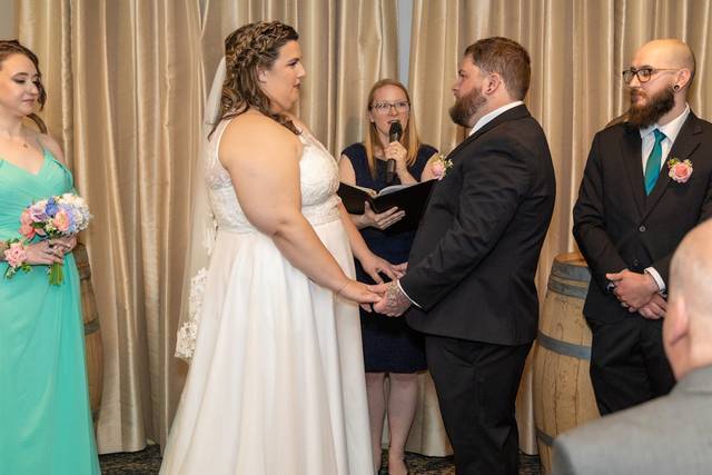 Mr. & Mrs. Hodgkins!