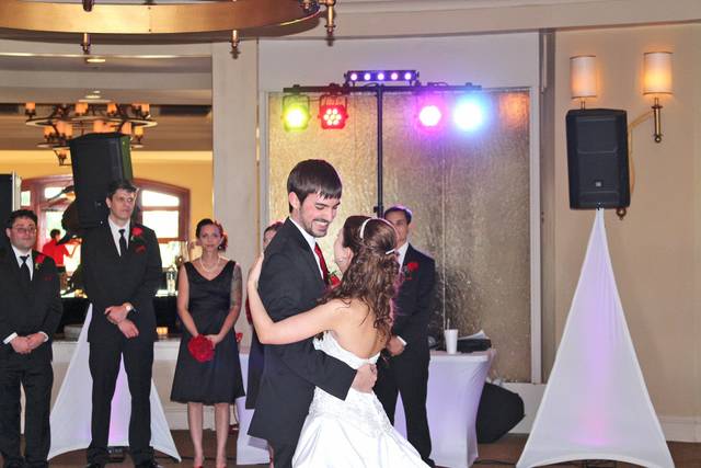 Music And Photo Booths LLC