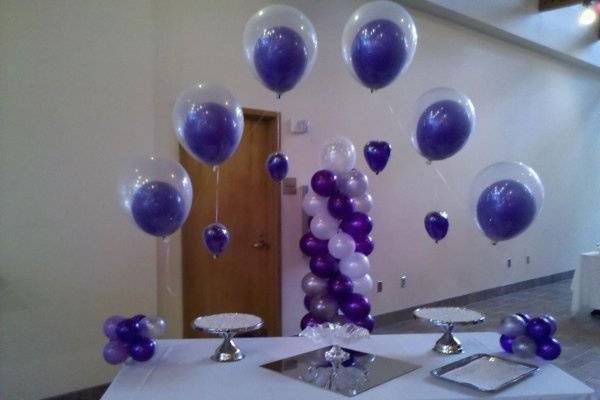 Balloon wedding decor