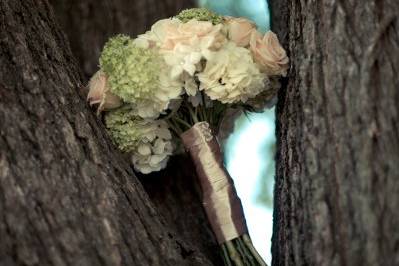 Bouquet on the tree