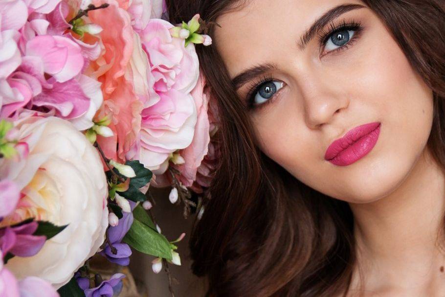 Pretty in Pink Makeup and Beauty
