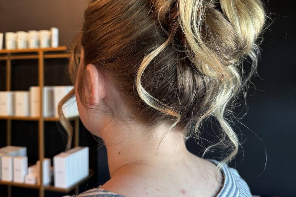 Lumina Extensions & Beauty Bar