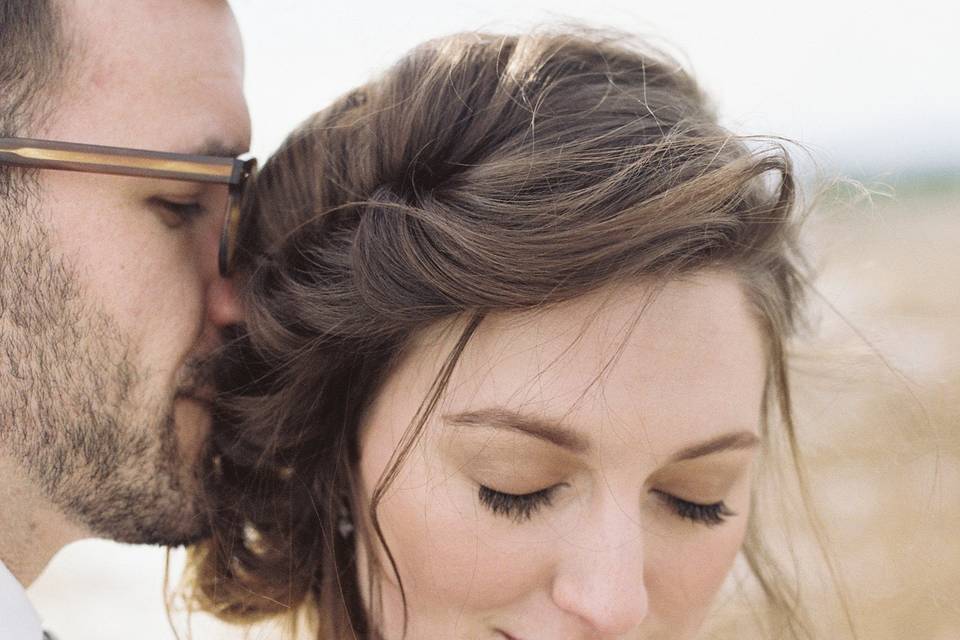 Amazing wedding hair | Simply Sarah Photography
