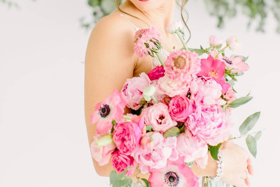 Bride and bouquet | Kate Elizabeth Photography