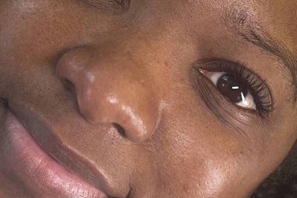 Wet set lash extensions