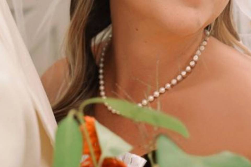 Bridal hair and makeup