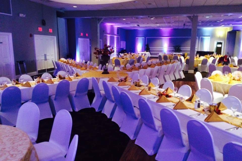 Table set-up with violet lights