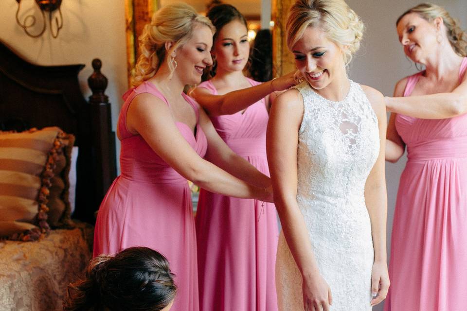 Bride with her bridesmaids