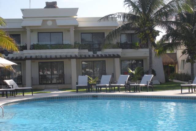 Azul Beach Pool