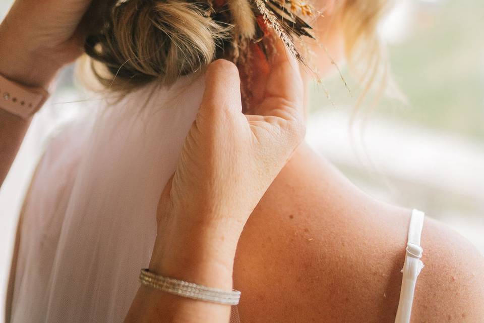 Boho chic chignon hair