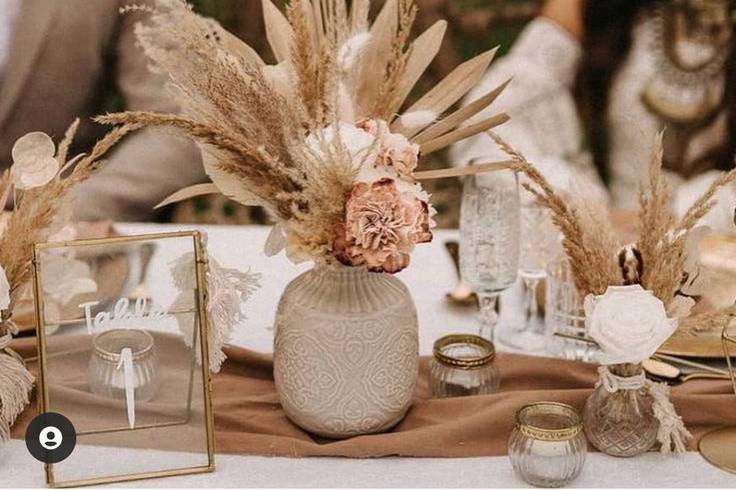 Boho wedding flowers