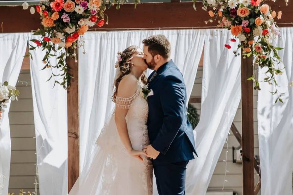 Arch arrangements