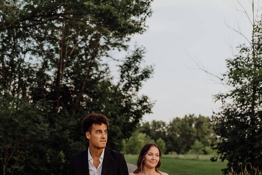 Hourglass Wedding