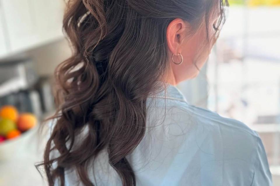 Soft Half Up
