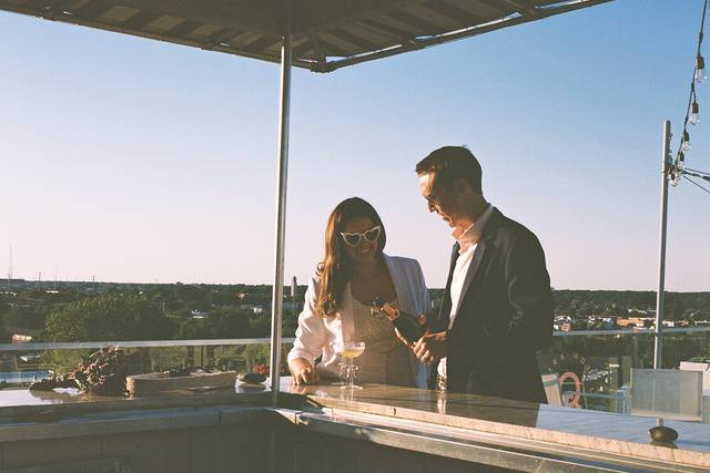 Wolff Weddings & Events LLC