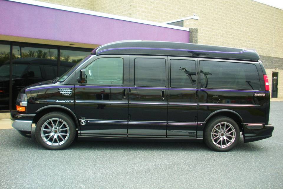 Unique Limousine