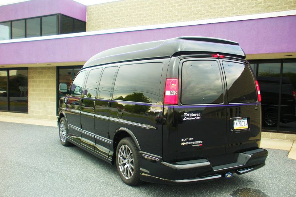 Unique Limousine