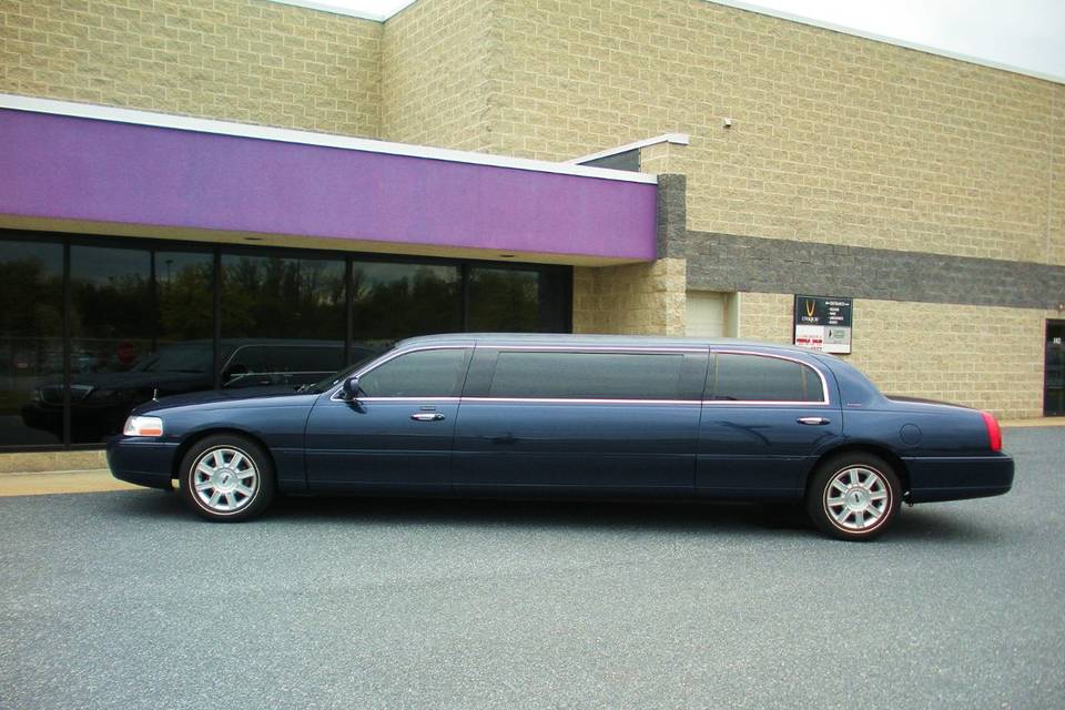 Unique Limousine