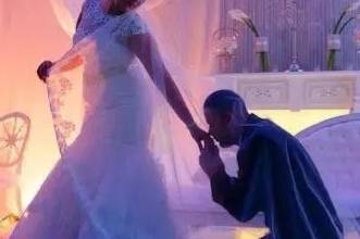 BRIDE & GROOM