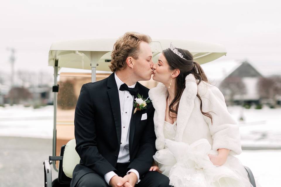 Winter Wedding at the Lodge