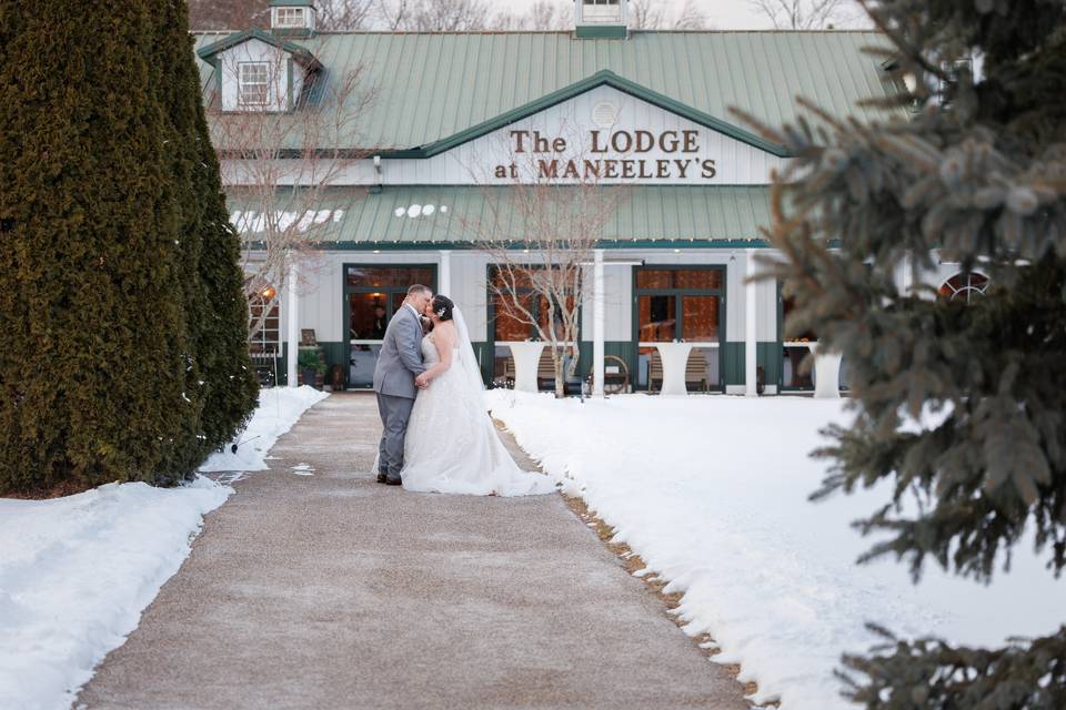 Winter Wedding at the Lodge