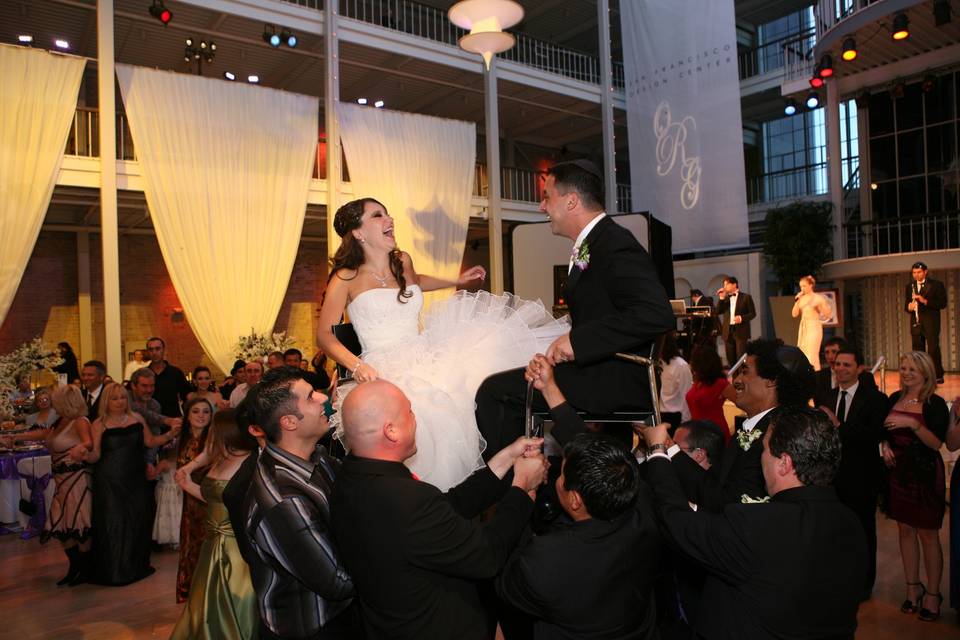 Tossing the newlyweds