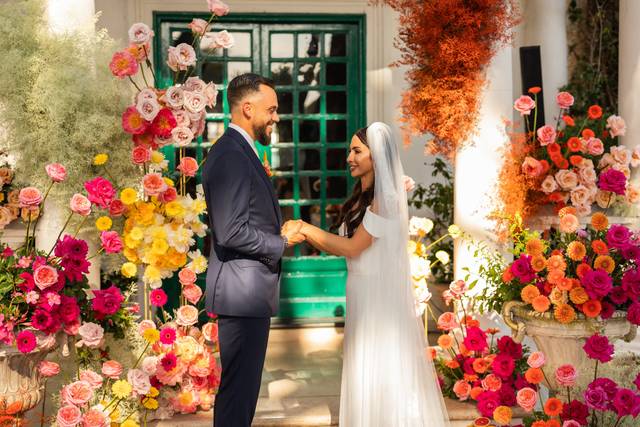 Sabrina Urilli Wedding Planner & Designer