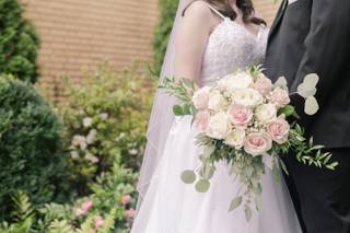 Flowers Plus