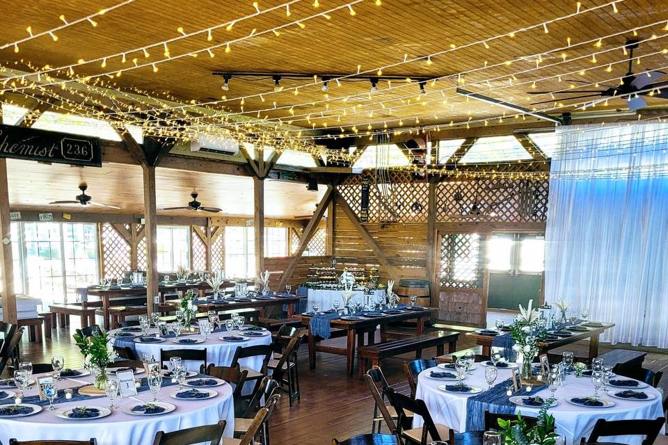 Barn Venue Round Tables