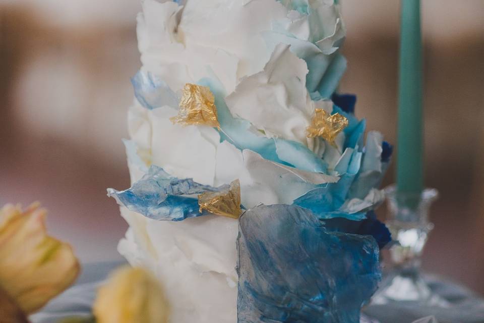 Ocean Waves wedding cake