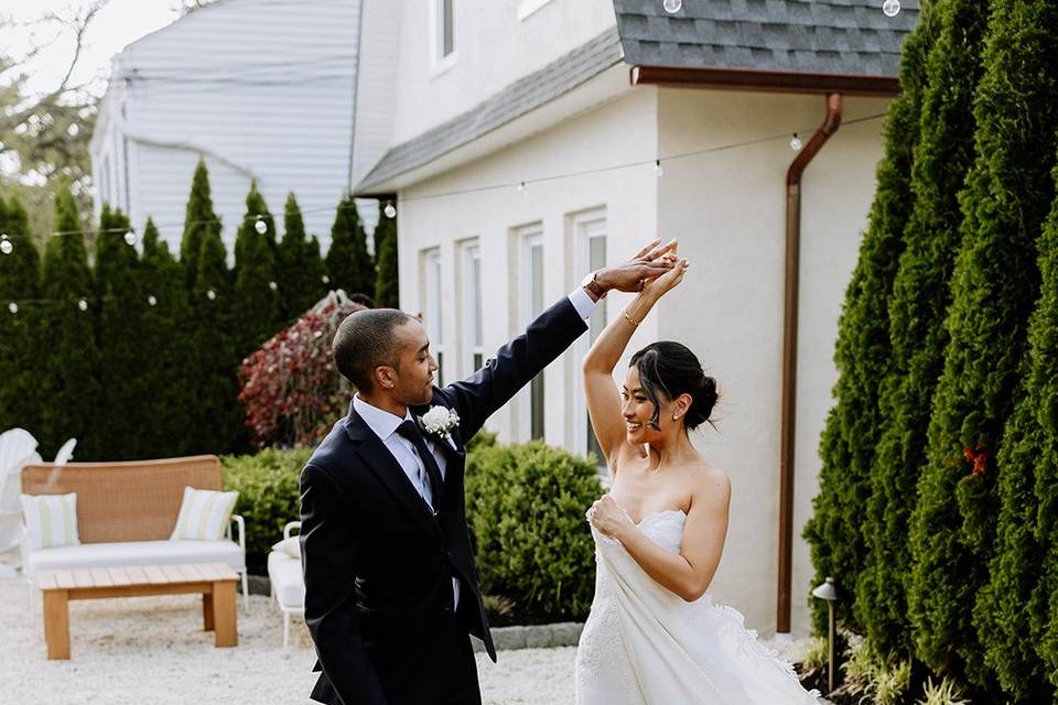 Couple Dancing Day