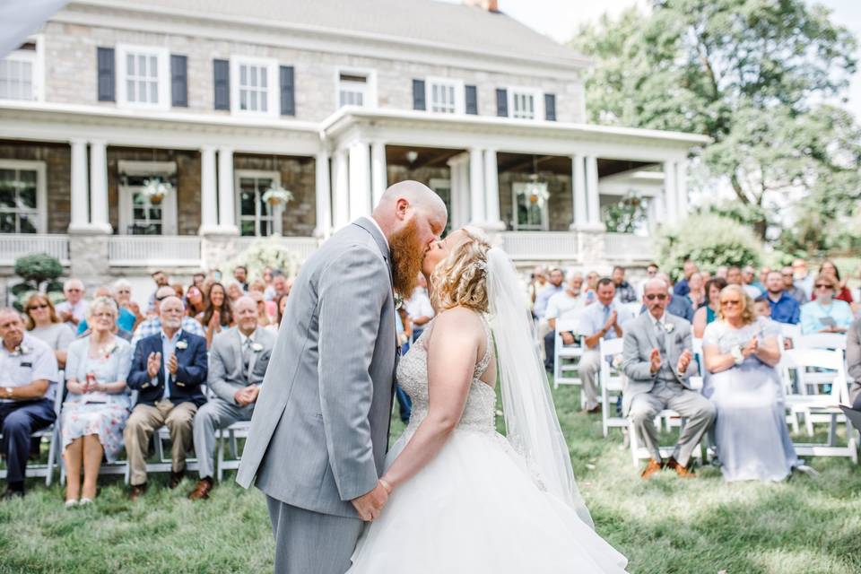 Ceremony Kiss | Hannah + Jared