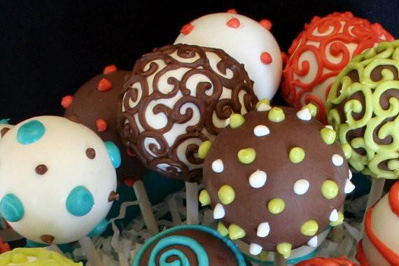 Gourmet Artistic Cake Lollipops