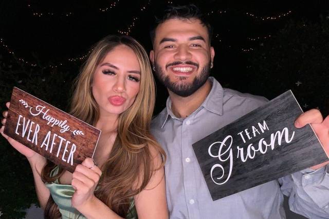 Morales Photo Booth Rental