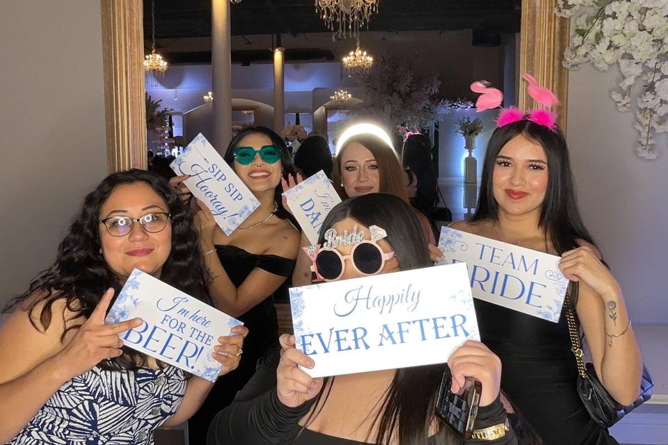 Morales Photo Booth Rental