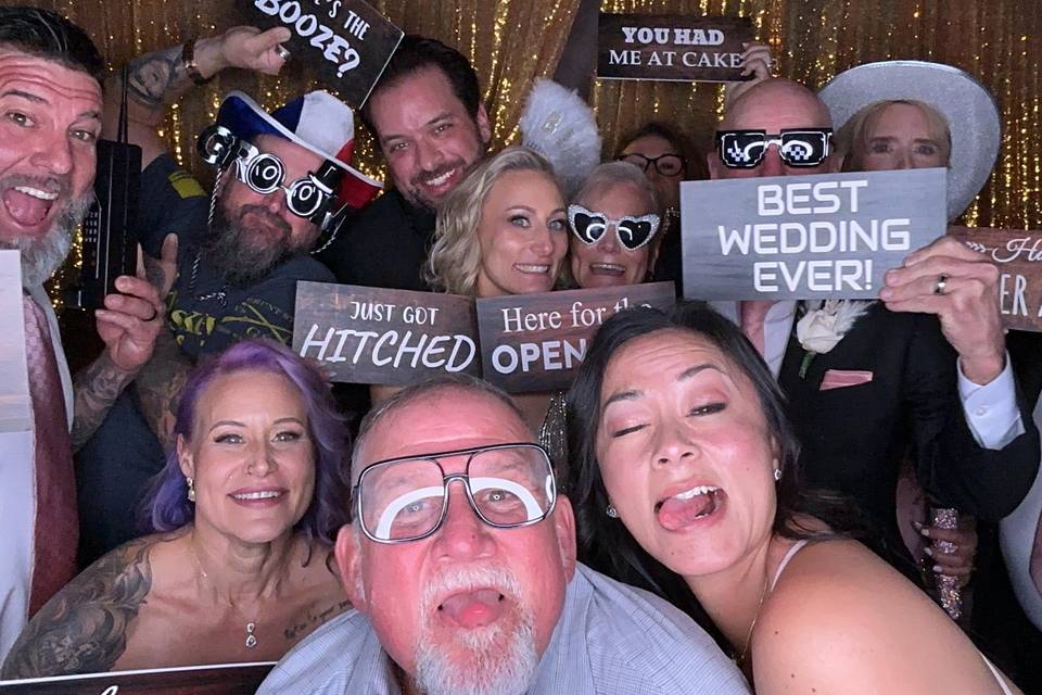 Morales Photo Booth Rental