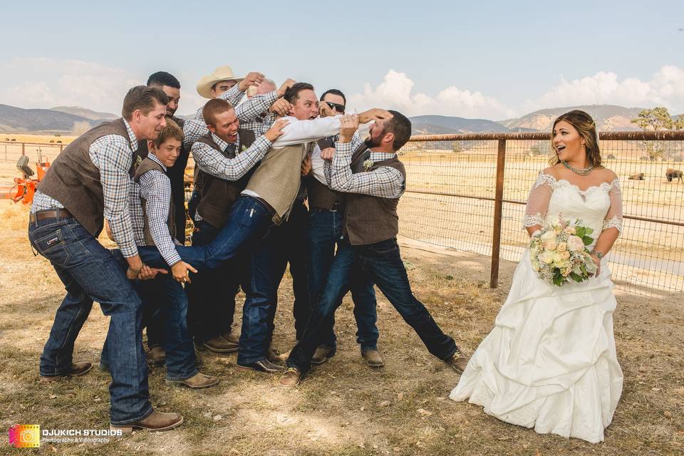 Bride & Groomsman