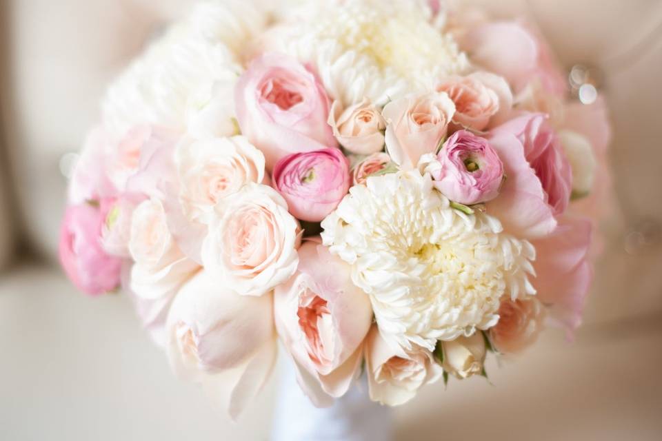 Flora D' Amore bridal bouquet
