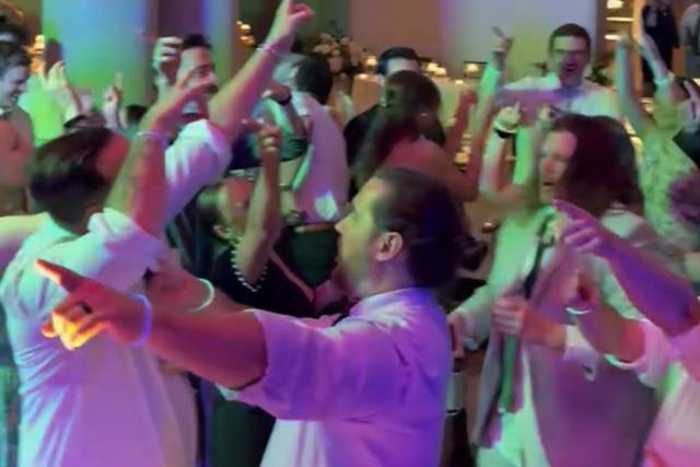 DJ V Events & Entertainment