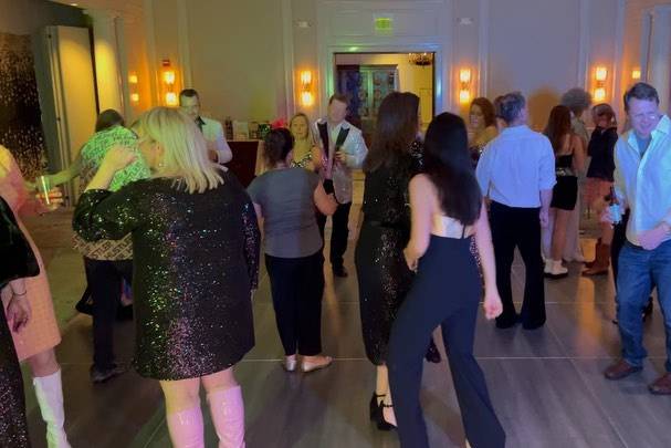 DJ V Events & Entertainment