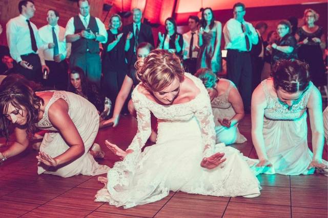 Bride and her bridesmaids